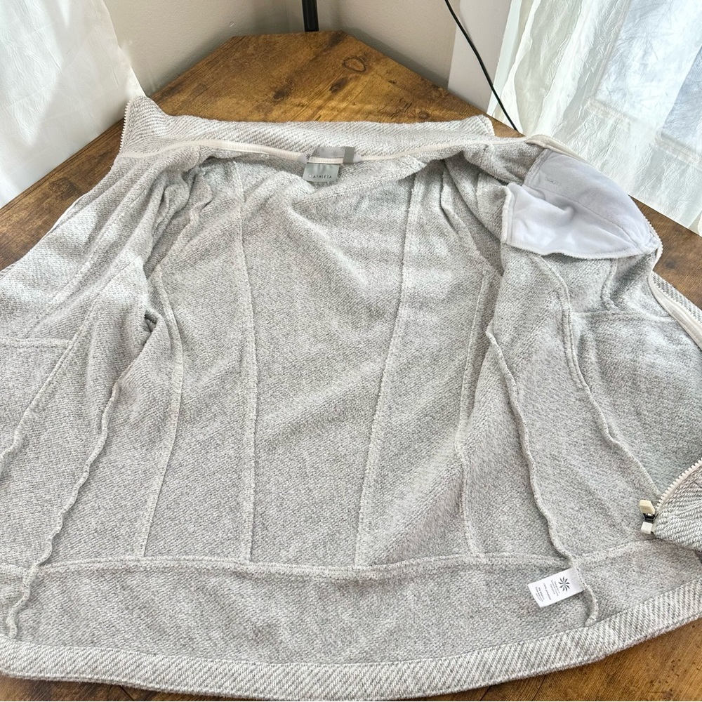 Athleta Trailwinds Knit Hike Jacket, Sandy White Heather, Medium - Picture 10 of 14